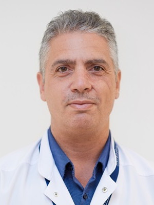 Д-р Константинос Зарампукас