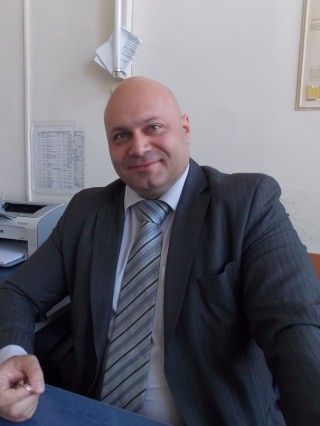 Д-р Стоян Сотиров