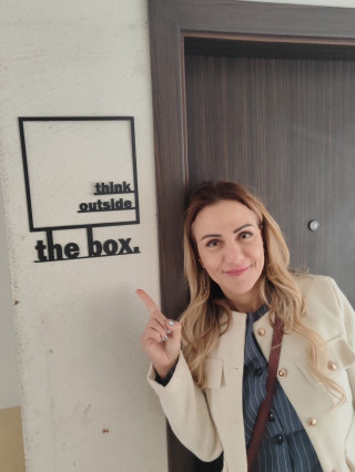 Деница Казларова