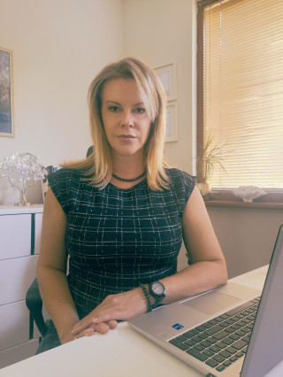 Д-р Радостина Драгинова-Лазова