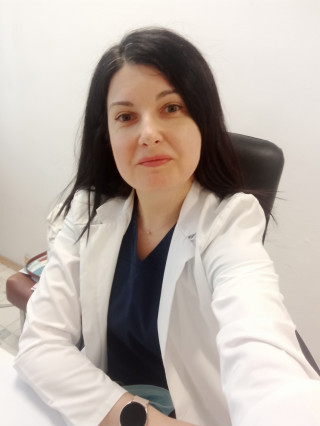 Д-р Яна Иванова