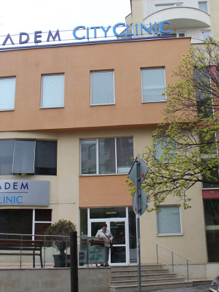 Д-р Павел Абушев, дм