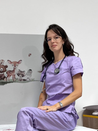 Д-р Елена Ангелова