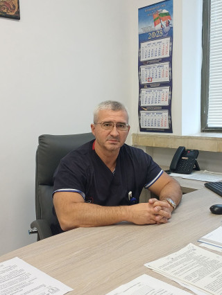 Доц. Милан Цеков, дм