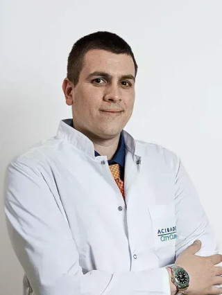 Д-р Александър Петров