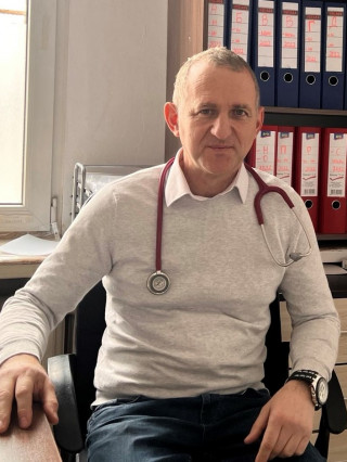 Д-р Найден Манолов