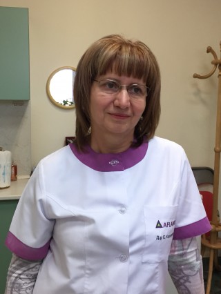 Д-р Елена Коралиева