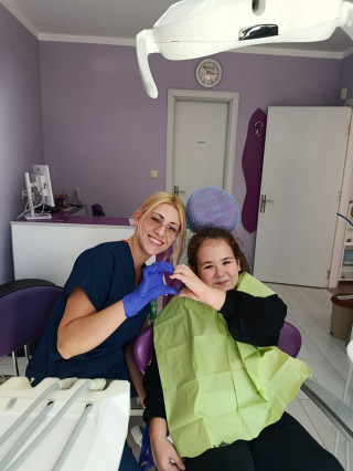 Д-р Изабел Гичева