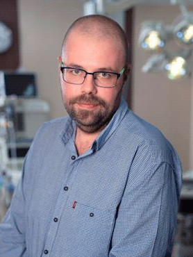 Д-р Жорес Стойков