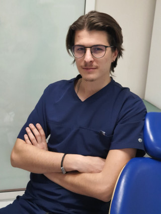 Д-р Владимир Топалов