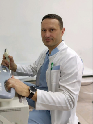 Д-р Владимир Савченко