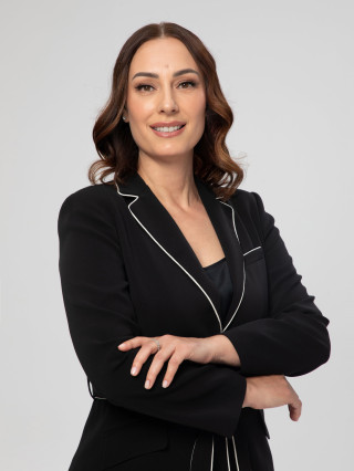 Стефани Петрунова