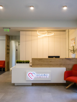 Д-р Полина Великова