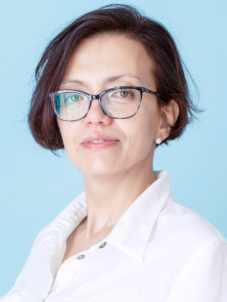 Ива Славкова