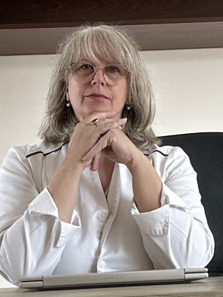 Доц. Любина Веселинова, дм