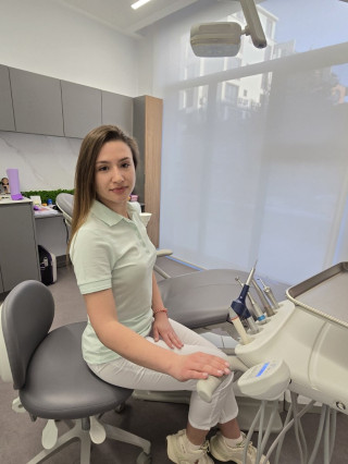 Д-р Емилия Ангелова