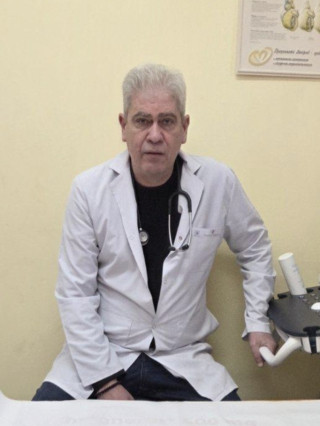 Д-р Росен Делчев