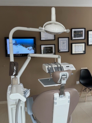 Д-р Нанси Окоро