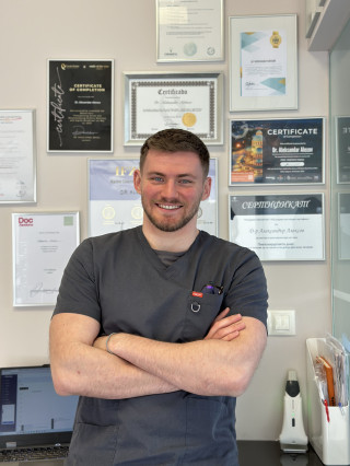 Д-р Александър Алексов